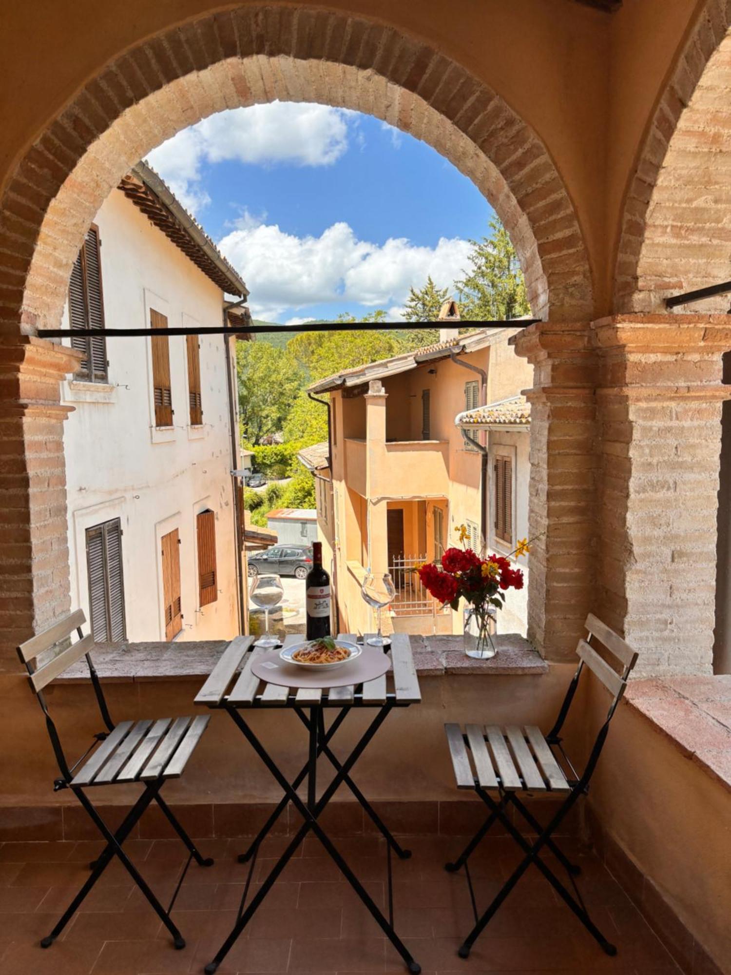 Casa In Umbria - Nella Valle Del Menotre Vicino Rasiglia, Foligno, Assisi,perugia Apartment